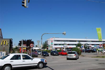 Wormser Str. 109 /Kaufland/Einfahrt (Sicht McDonald's), 67227, 