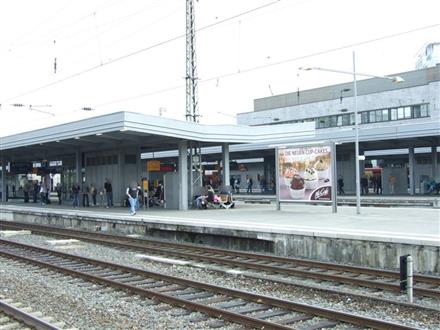 Hbf, Bstg., Gl. 4, Nh. Westtunnel, 2. Sto., 45127, Südviertel