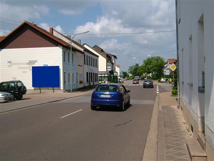 Donaustr 6 (L 141) quer Zentrum, 66793, 