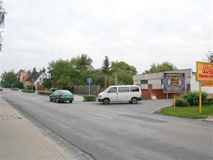 Neundorfer Str.  35 li./Einf. Netto, 39418, Staßfurt