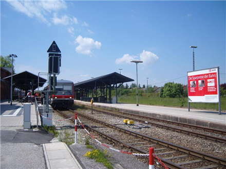 Bahnhofstr./Bahnhof/Sandw./Si.Gleis 1+2, 84494, Neumarkt-Sankt Veit