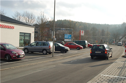 Hammermühlweg 2a/bei Rossmann (geg. Eingang), 96317, 